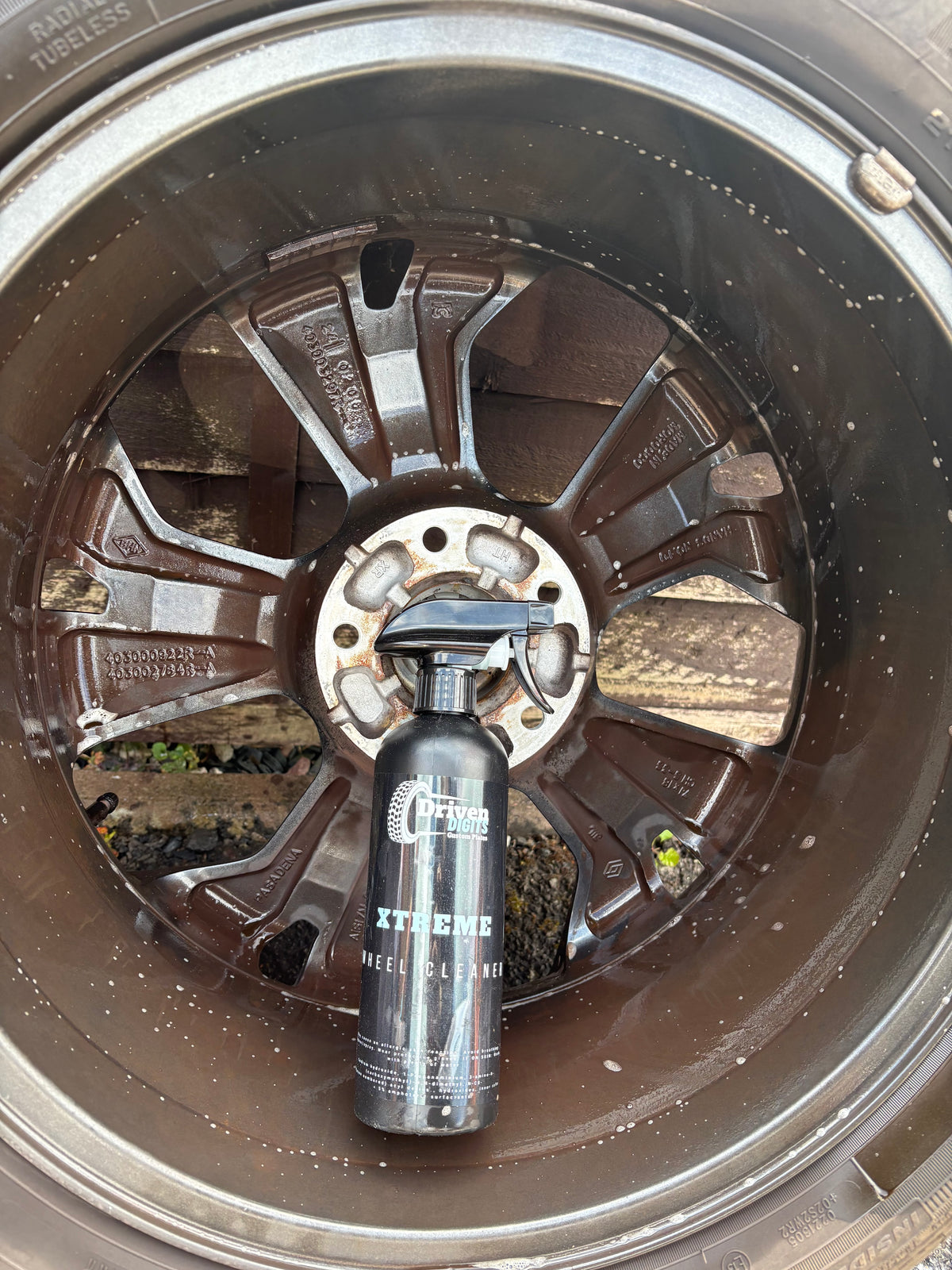 Xtreme Alloy Wheel Cleaner – Brake Dust & Grime Remover